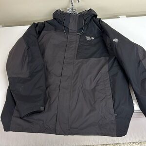 Mountain Hardware Winter Coat